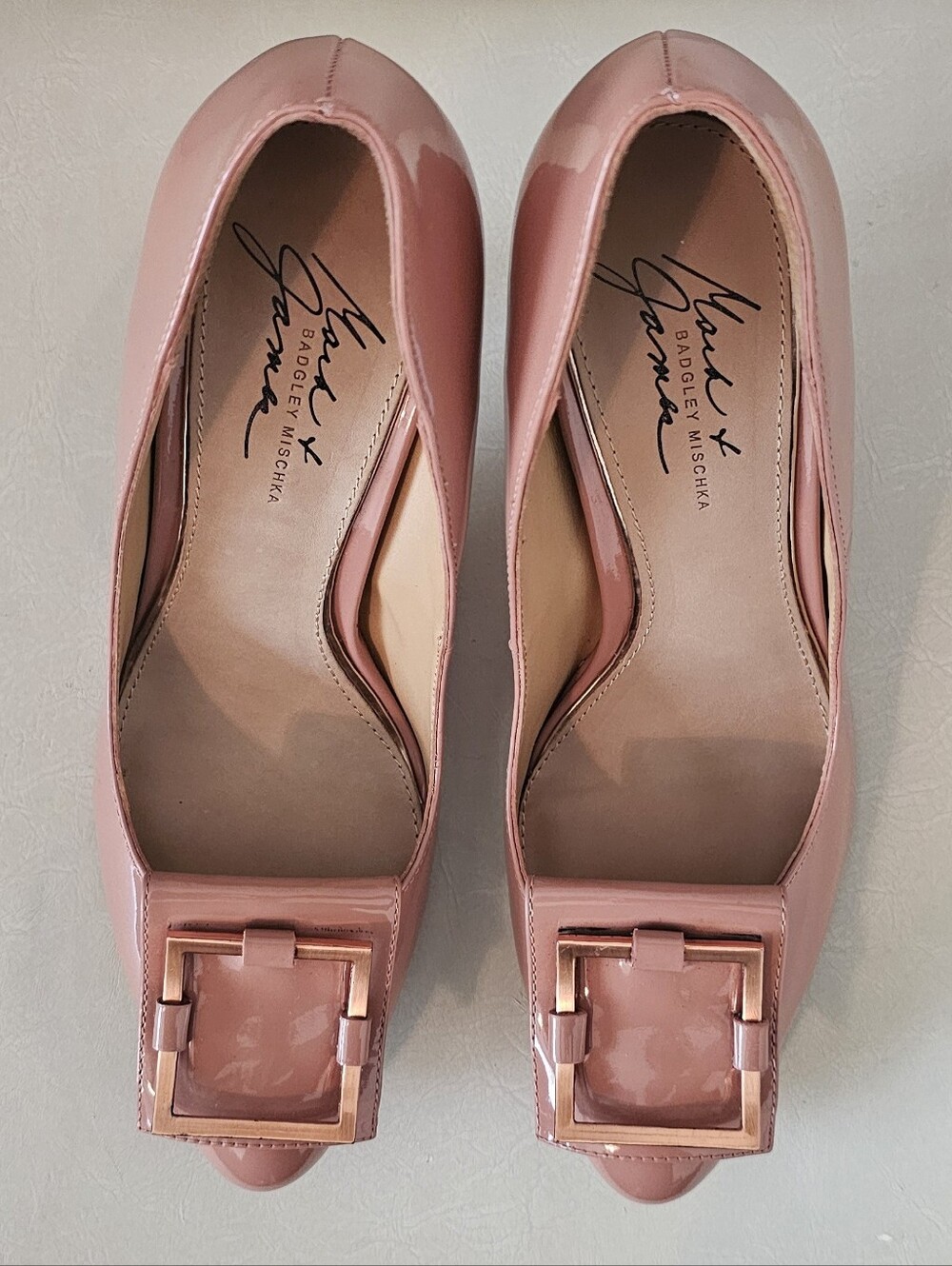 Mark & James Badgley Mischka Beige Nude Patent Leather Buckle High Heel 8.5 M